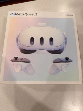 Meta Quest 3 Standalone VR Headset - White (128 GB)